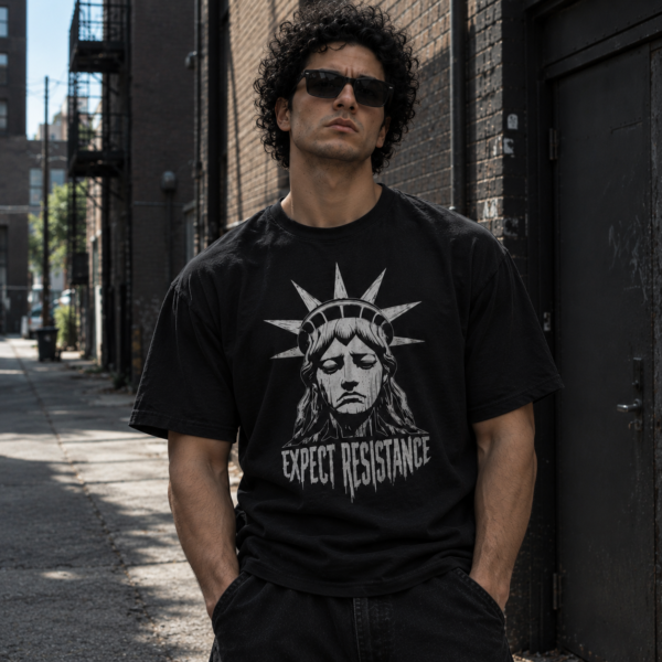 Expect Resistance T-Shirt | Black