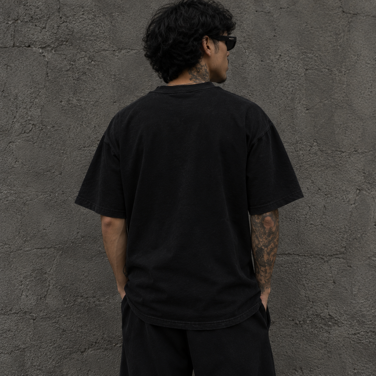 Expect Resistance T-Shirt | Black/Purple - Image 2